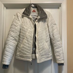 Women’s Columbia jacket
